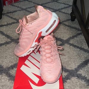 Women’s Air Max Plus SE